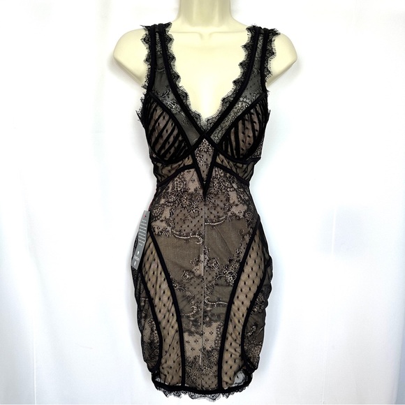 NWT BEBE Y2K NUDE/BLACK LACE OVERLAY DEEP V CORSET SEXY BODYCON MINI DRESS SzXS - Picture 3 of 15